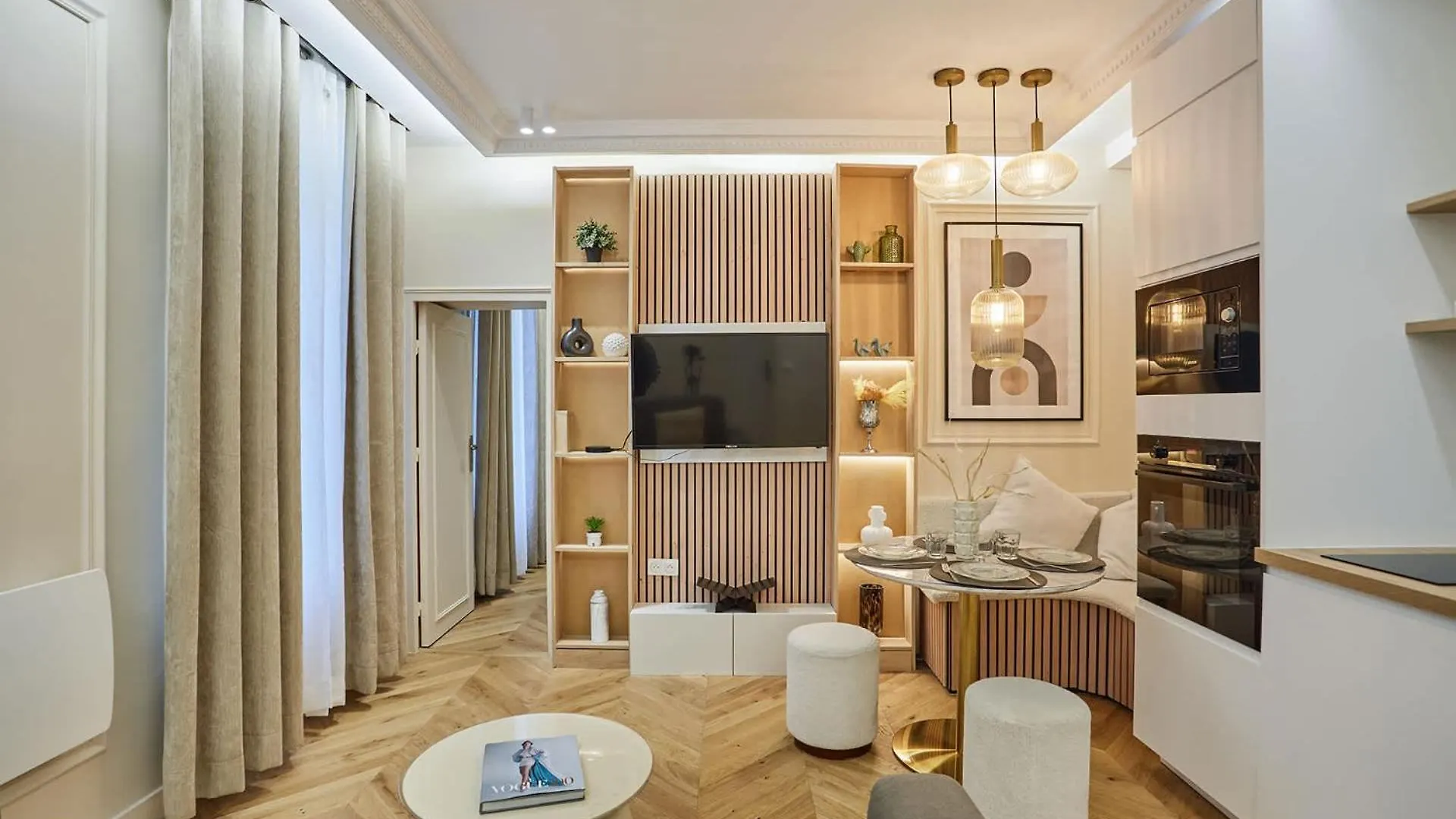 Sublime Apartment In The Heart Of Paris 4 People Fbmar1 By Studioprestige